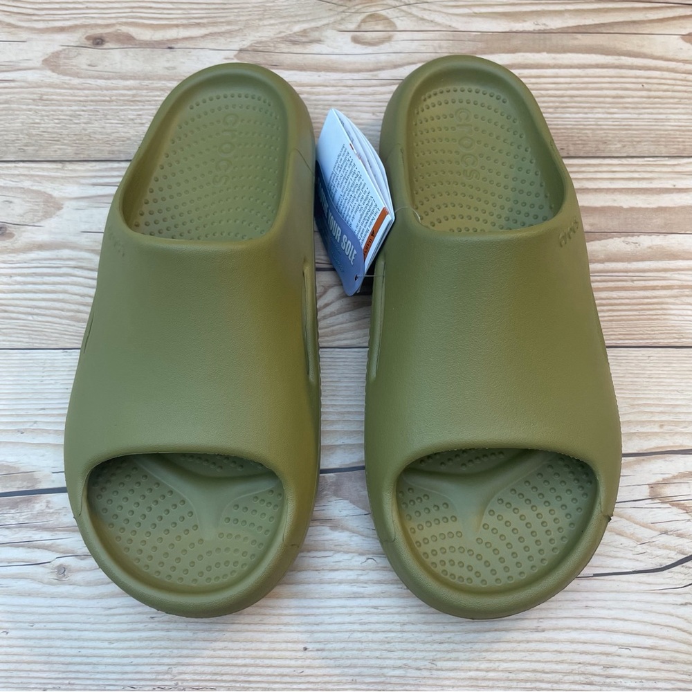 Crocs Mellow Recovery Slide - Picture 2 of 11